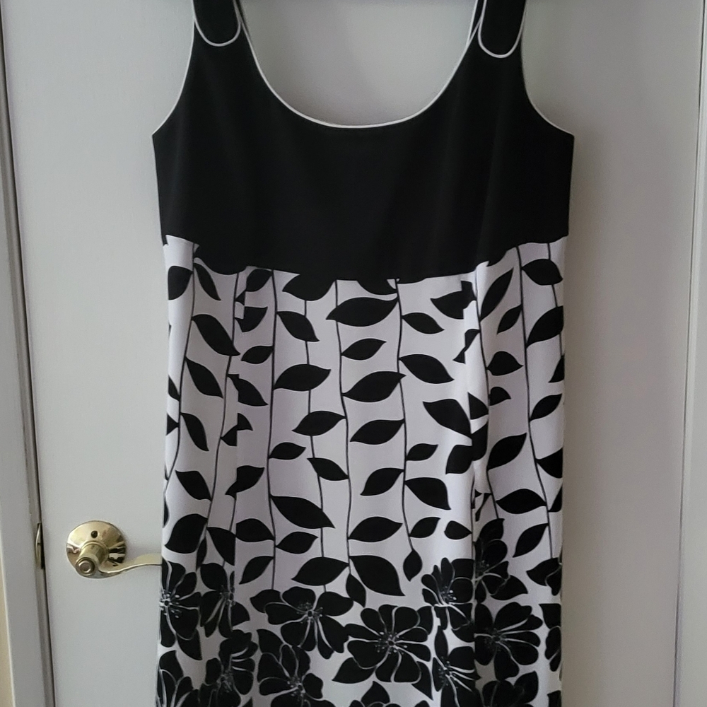 S.L. Fashions Women's Sz 18 Cocktail Dress - Picture 9 of 9